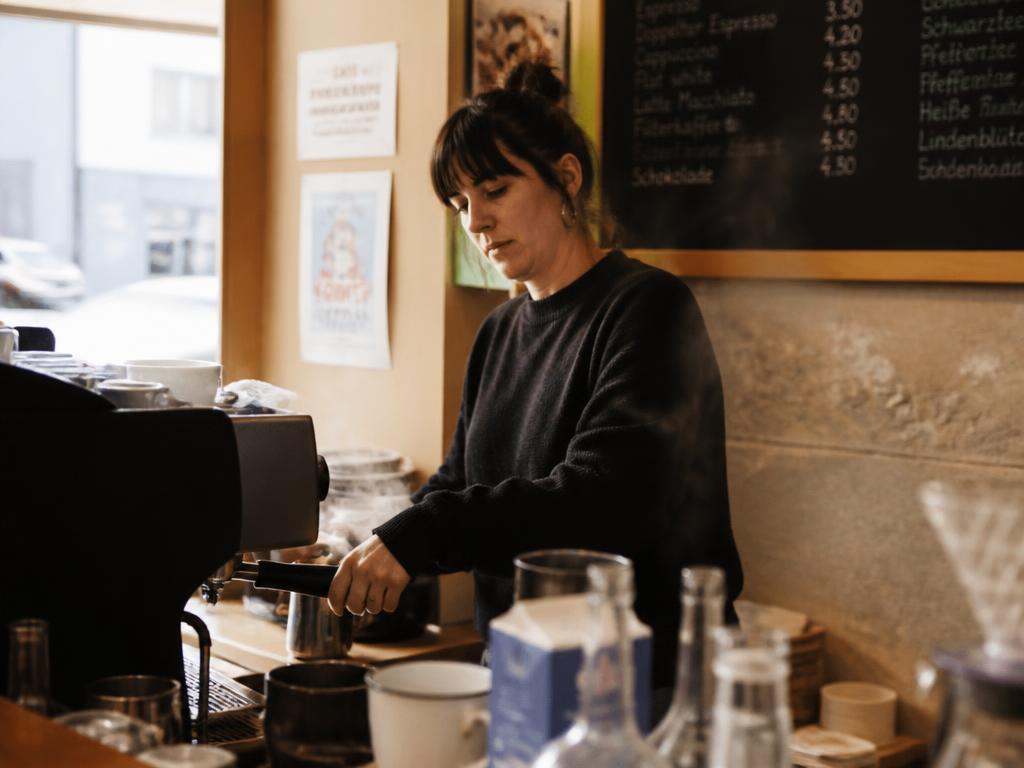 Barista in einem Café